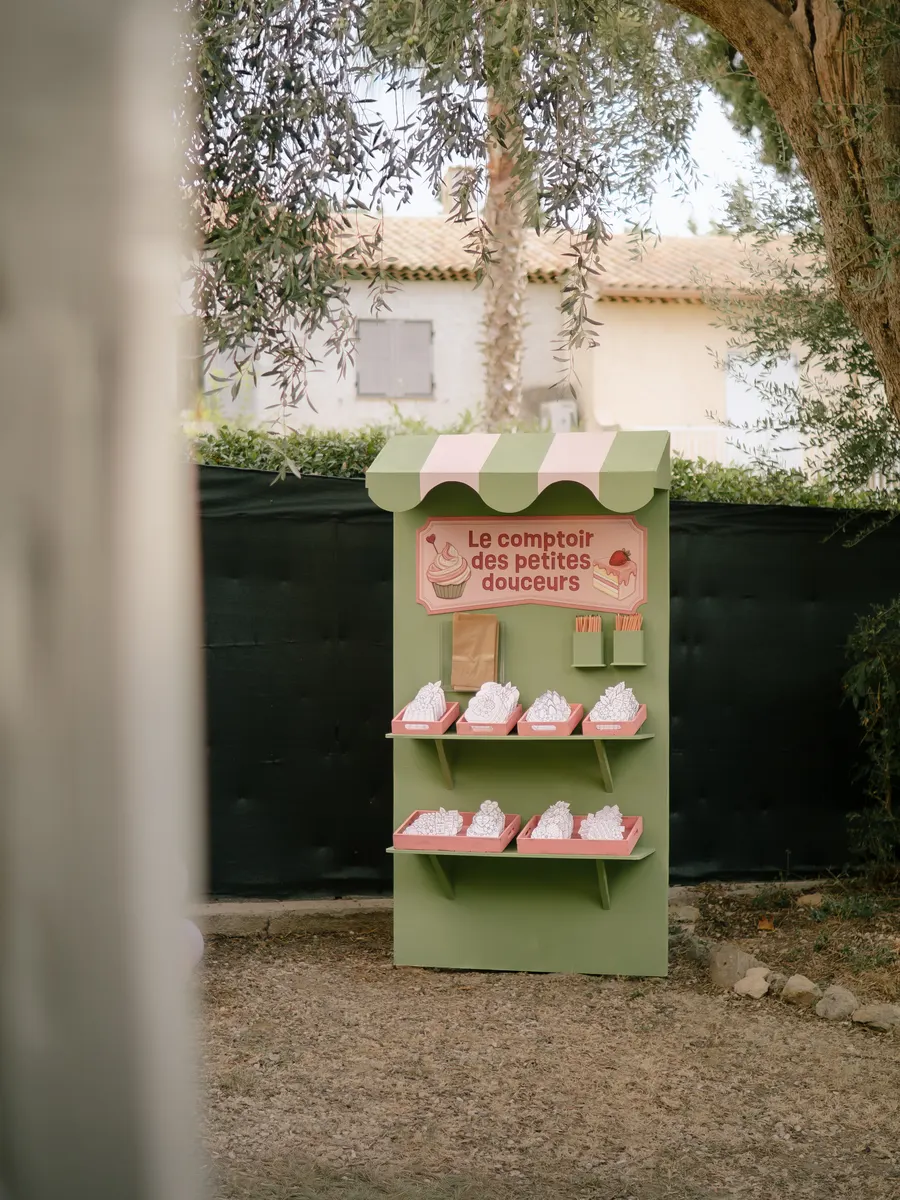 Le comptoir des petites douceurs, élément du décor